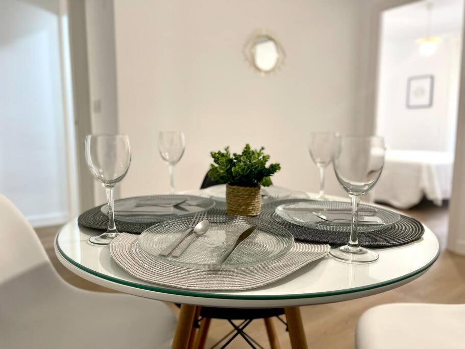 Elegancia Junto Al Rectorado. Cordova