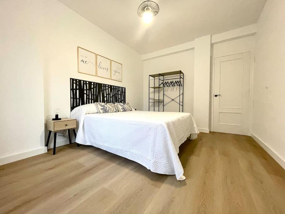 Elegancia Junto Al Rectorado. * Cordoba